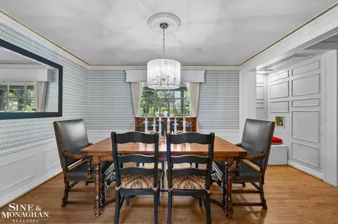 Dining - 332 Kercheval, Grosse Pointe Farms, MI 48236 photo 1 of 3