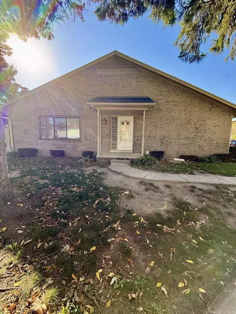 42348 W Leo, Clinton Township, MI 48038