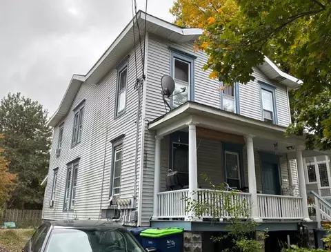 910 N Van Buren, Bay City, MI 48708