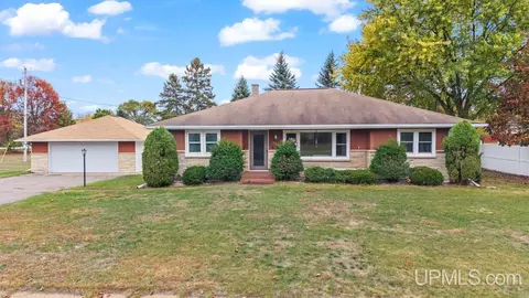 4375 Menominee, Quinnesec, MI 49876