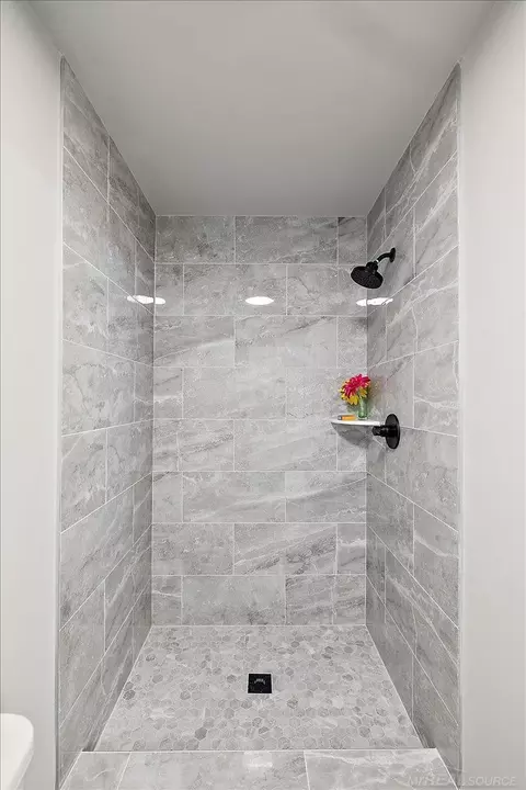 Bath - 17827 Biscayne, Macomb, MI 48042 photo 13 of 13
