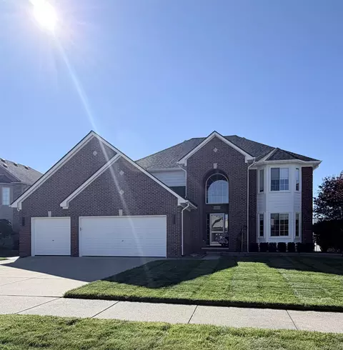 51613 Rivard, New Baltimore, MI 48047