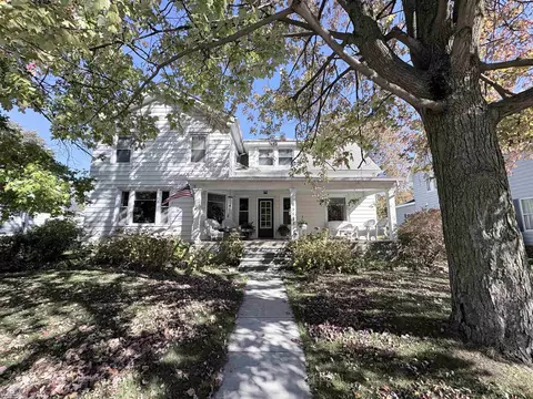69618 N Main St, Richmond, MI 48062