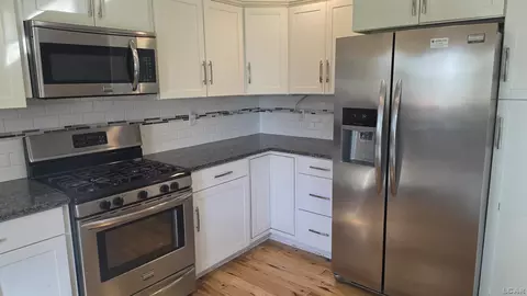 Kitchen - 808 Shady, Tecumseh, MI 49286 photo 3 of 3