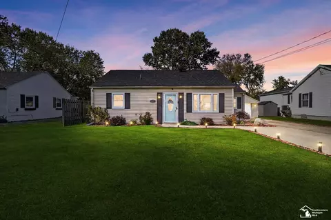 12273 N N Shrs, La Salle, MI 48145