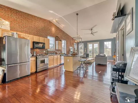Kitchen - 502 Kaye Lani, Monroe, MI 48161 photo 2 of 3