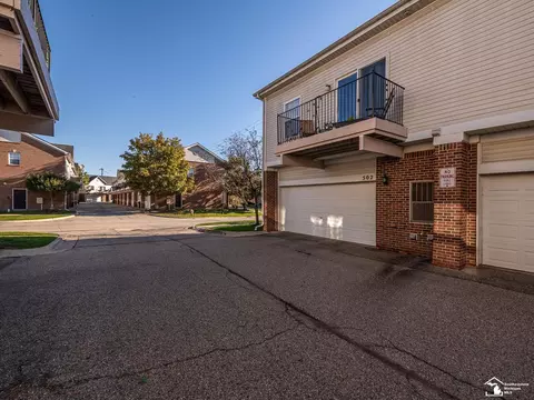 Exterior - 502 Kaye Lani, Monroe, MI 48161 photo 4 of 4