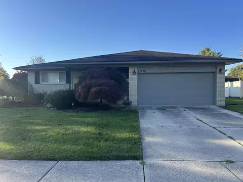 17720 Barry, Clinton Township, MI 48038