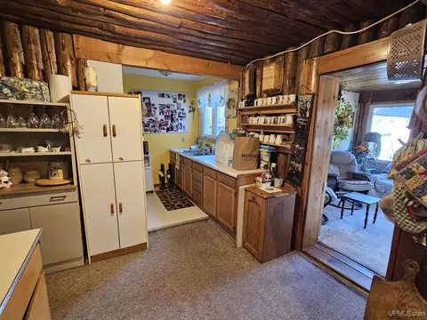 Kitchen - 20557 Co Rd Ff, Ishpeming, MI 49849 photo 3 of 5