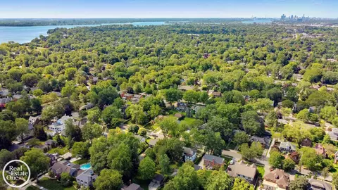 1012 Kensington, Grosse Pointe Park, MI 48230 photo 85