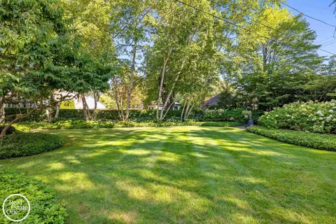 1012 Kensington, Grosse Pointe Park, MI 48230 photo 80