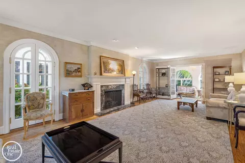 1012 Kensington, Grosse Pointe Park, MI 48230 photo 12
