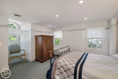 1012 Kensington, Grosse Pointe Park, MI 48230 photo 55