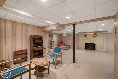1012 Kensington, Grosse Pointe Park, MI 48230 photo 62