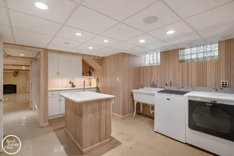1012 Kensington, Grosse Pointe Park, MI 48230 photo 67