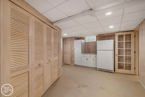 1012 Kensington, Grosse Pointe Park, MI 48230 photo 64