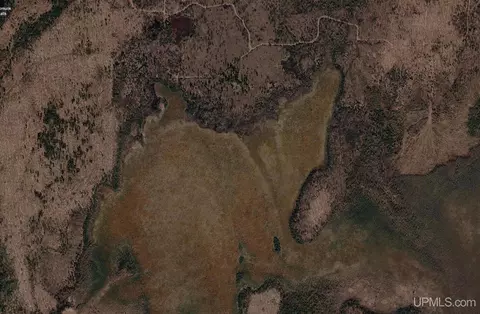 320 Ac Riv, Iron River, MI 49935