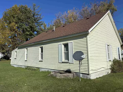 204 Macomber, Auburn, MI 48611