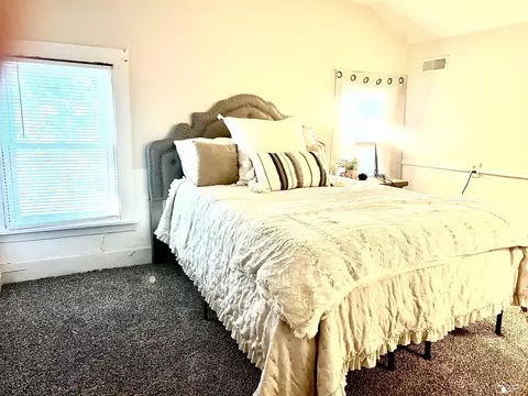 Bedroom - 421 E 3rd, Monroe, MI 48161 photo 4 of 4
