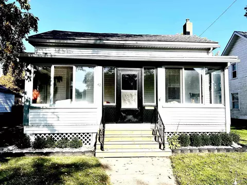 421 E 3rd, Monroe, MI 48161