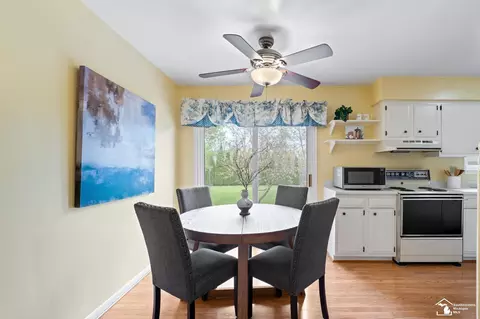 Dining - 1341 John L, Monroe, MI 48162 photo 1 of 2
