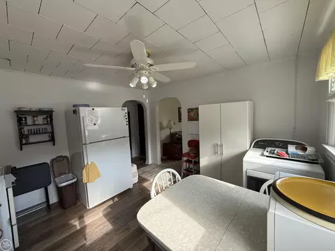 Kitchen - 52601 Base, New Baltimore, MI 48047 photo 11 of 11