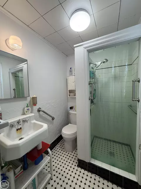 Bath - 52601 Base, New Baltimore, MI 48047 photo 4 of 4