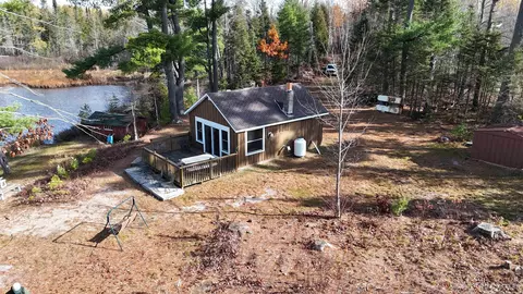 1985 E Morbit Lk, Gwinn, MI 49841