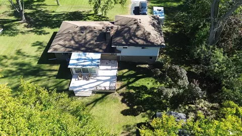 Exterior - 7445 Tarra, Temperance, MI 48182 photo 2 of 6