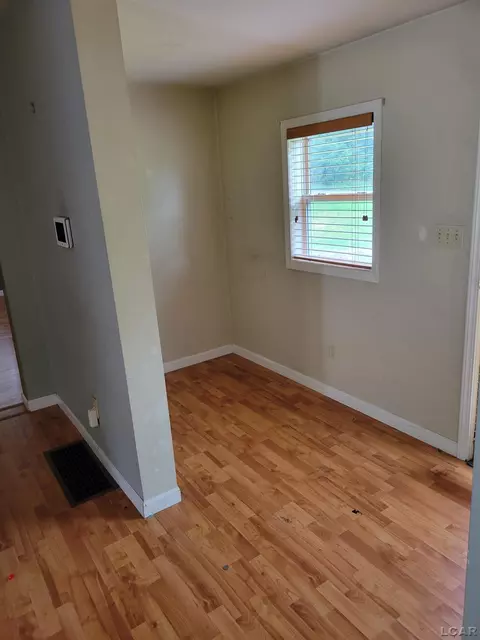 Entry Way - 4123 Mann, Concord, MI 49237 photo 2 of 2