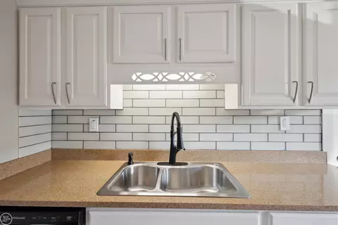 Kitchen - 13657 Ida, Warren, MI 48089 photo 1 of 2