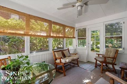 Exterior - 865 Bedford, Grosse Pointe Park, MI 48230 photo 3 of 7