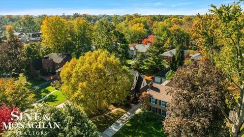 View/Area - 865 Bedford, Grosse Pointe Park, MI 48230 photo 1 of 8