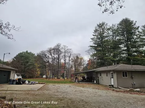 Exterior - 2801 W Birch Run, Burt, MI 48417 photo 5 of 7
