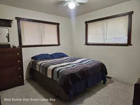Bedroom - 2801 W Birch Run, Burt, MI 48417 photo 2 of 3