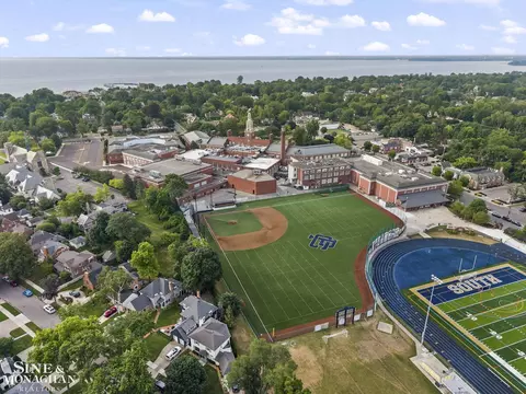 View/Area - 20 Lakecrest, Grosse Pointe Farms, MI 48236 photo 12 of 17