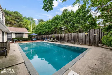 Exterior - 20 Lakecrest, Grosse Pointe Farms, MI 48236 photo 13 of 15