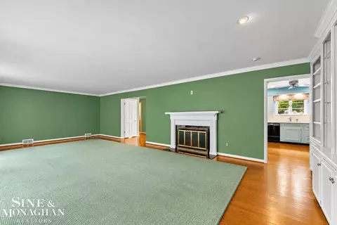 Living - 20 Lakecrest, Grosse Pointe Farms, MI 48236 photo 1 of 3
