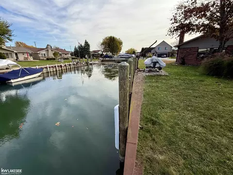 7244 Riverside, Clay, MI 48001 photo 4
