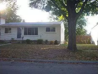 327 Lavender, Monroe, MI 48162 photo 2
