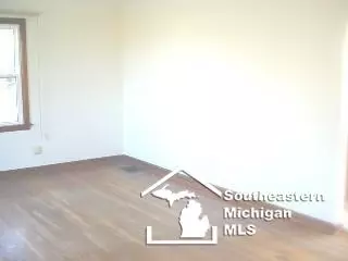 559 Erie, Temperance, MI 48182 photo 3