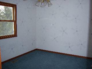 7357 Apple Grove Ln, Temperance, MI 48182 photo 8