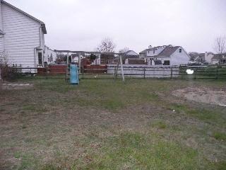 7357 Apple Grove Ln, Temperance, MI 48182 photo 4