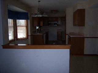 7357 Apple Grove Ln, Temperance, MI 48182 photo 10