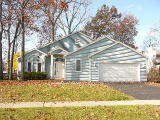 8737 Tanglewood, Temperance, MI 48182 photo 1
