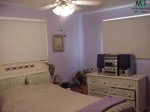 32435 Exeter, Warren, MI 48092 photo 5