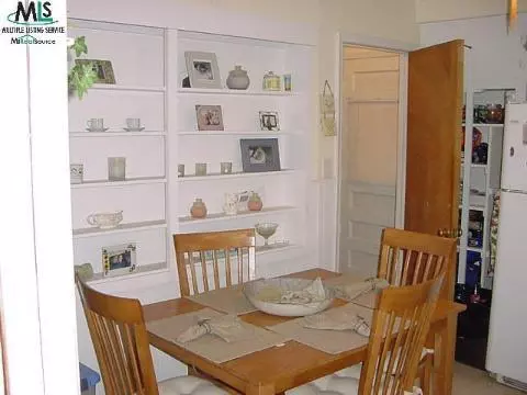 32435 Exeter, Warren, MI 48092 photo 3