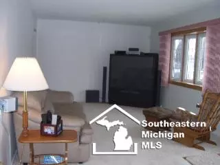 175 Marengo, Temperance, MI 48182 photo 3
