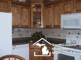 175 Marengo, Temperance, MI 48182 photo 6