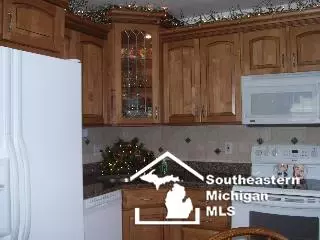 175 Marengo, Temperance, MI 48182 photo 5